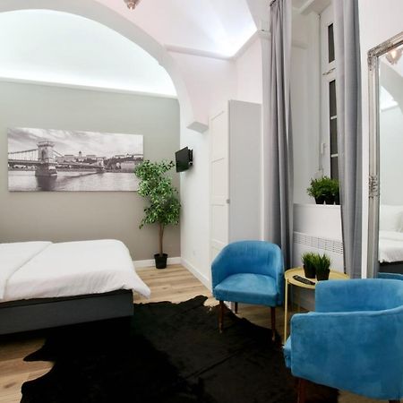 Standard Apartment By Hi5 - Nagysandor Street Budapest Eksteriør bilde